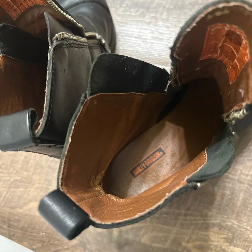 Harley Davidson black  Leather Ankle Boots- size 7.5 US- style 82016 - Picture 3 of 7